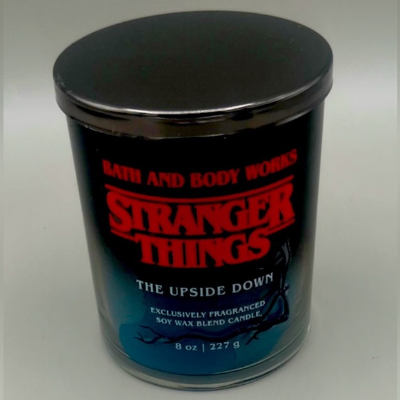 Bath & Body Works STRANGER THINGS Single Wick Candle “The Upside Down World” NEW - Picture 2 of 5